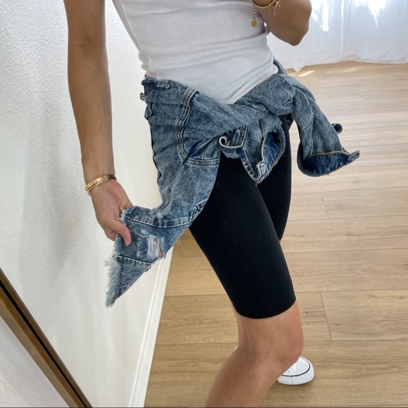 MRSALLIEXO— SOLD OUT - Picture 7 of 11